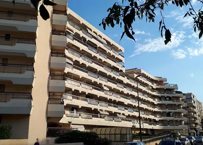 アパート Acapulco